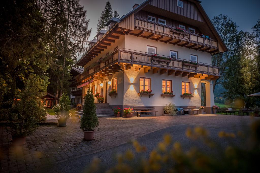 Bio-Holzhaus Und Landhaus Heimat Apartment Ramsau am Dachstein Luaran gambar